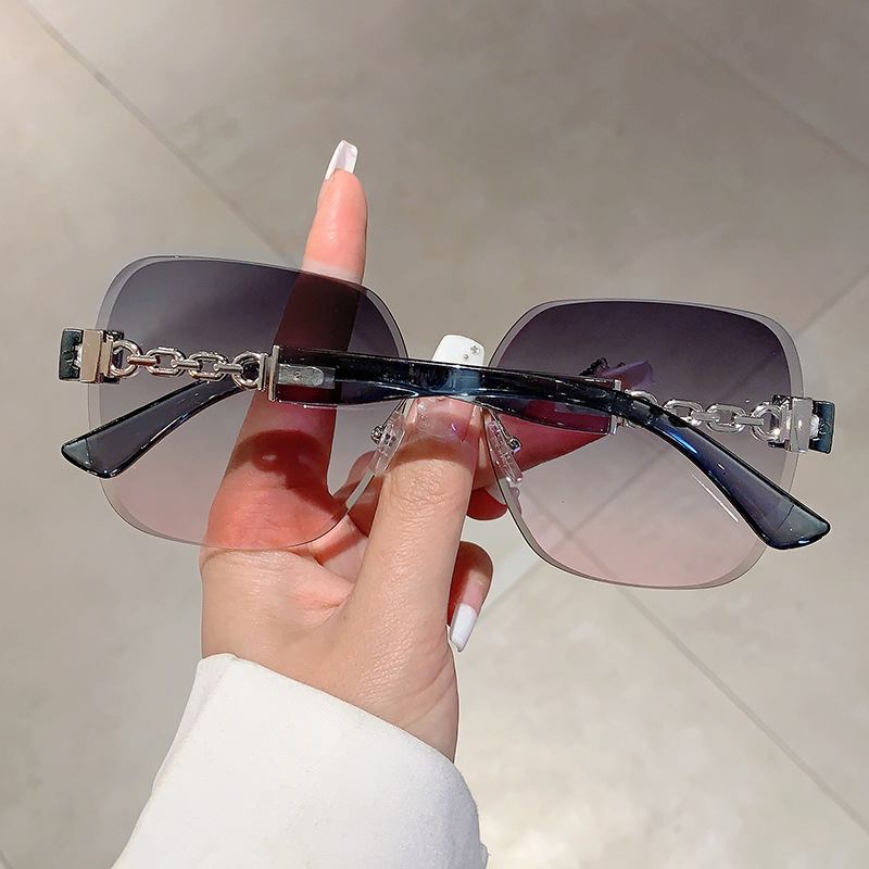 55g Weight Frameless Glasses Structure Sunglasses Classification PC, UV400 Protection Lens Material Square Glasses Style Outdoor, Travel Occasion Geometric Pattern All Seasons Season Unisex Gender Simple Style, Streetwear Style Simple Style Streetwear Geometric PC UV400 Protection Square Frameless Women's Sunglasses 2