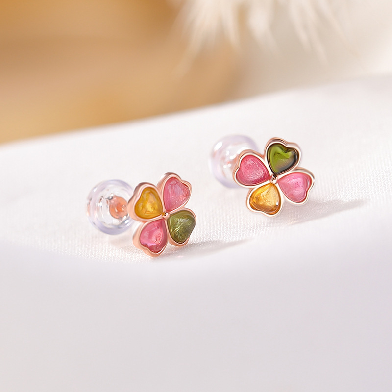 Bông tai bạc S925 mạ vàng hồng đính tourmaline hình cỏ bốn lá trái tim — Một cặp (màu ngẫu nhiên của tourmaline)
