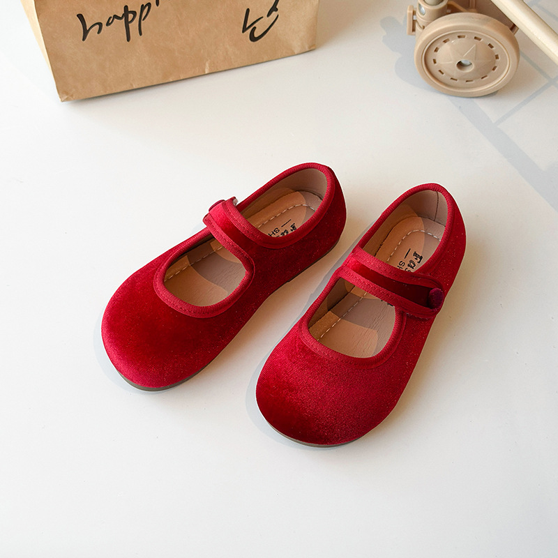Zapatos de terciopelo para niños coreanos 2026 primavera y otoño zapatos princesa roja zapatos de un solo puerto poco profundo zapatos de bebés de frijoles image 3