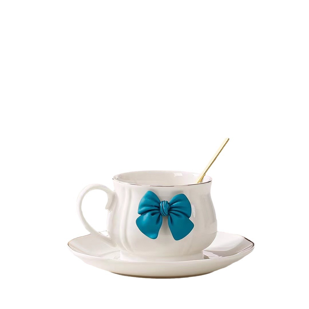 Taza de café creativa arco de cerámica taza de té de la tarde simple de alto valor de la cara de las chicas tazas y platos combinación de regalo