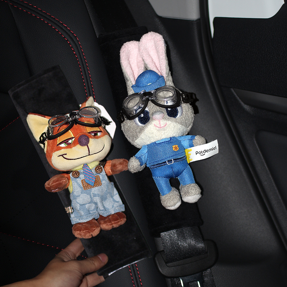 Nick Fox Zootopia Pilot Car Seat Shoulder Pad Decoration Seatbelt Protector Gift
