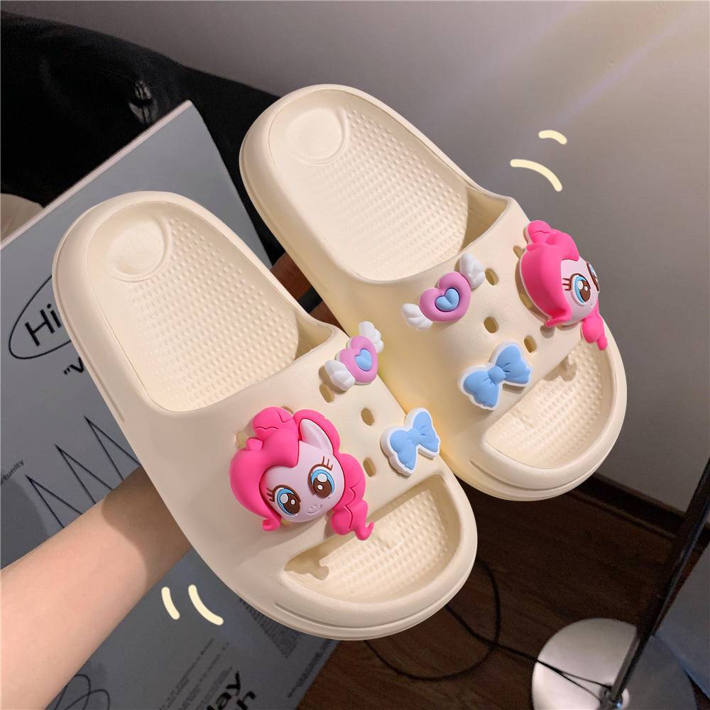 Xiaoma Baoli 2025 nuevos niños medianos y grandes para adultos chanclas lindas sandalias y zapatillas al aire libre de dibujos animados para padres e hijos