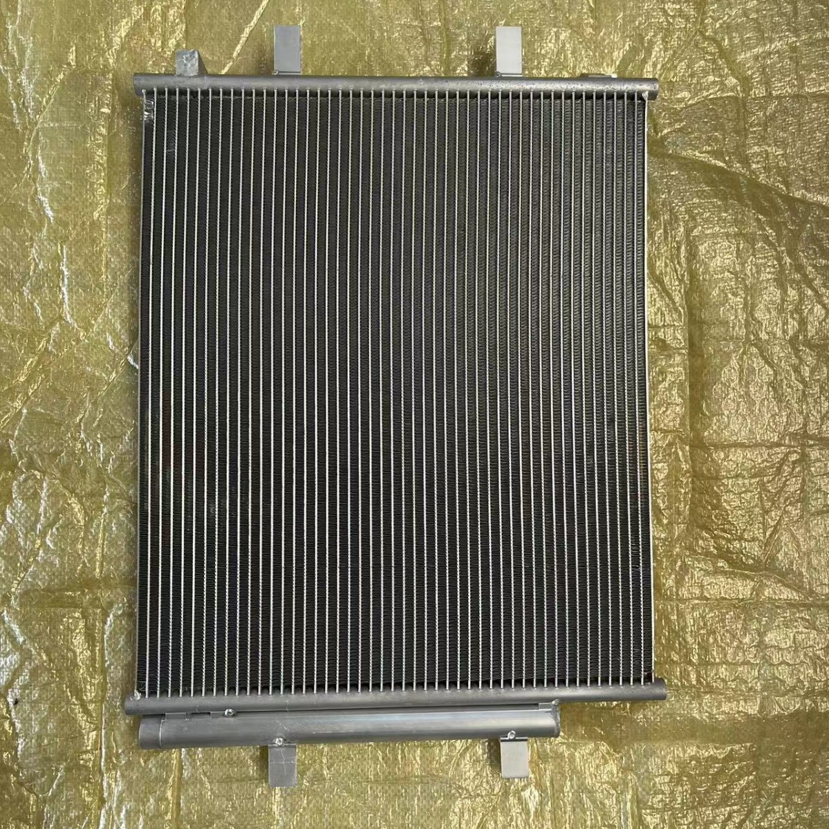 ID4 ID6 冷凝器  原厂全新品质 1ED816411A