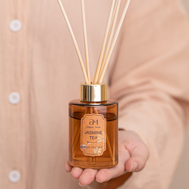 Aromaterapi presentet doftljus av sojavax för hemmet_voghion.com