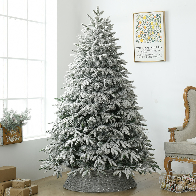 Árbol de Navidad de lujo mixto de PE, cubierto de nieve, decoración de 240 cm para escaparates de centros comerciales.