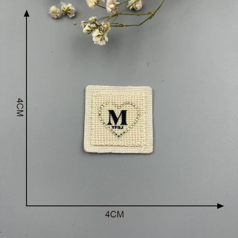 新しいレターパターンコンピュータ刺繍布ステッカーセーター帽子アクセサリーアクセサリー手作り絶妙なテキスタイル装飾卸売|undefined