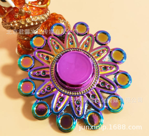 B Dedos de araña de colores, peonza, yema del dedo de metal de tres hojas, peonza de dos hojas, productos pequeños, suministro al por mayor