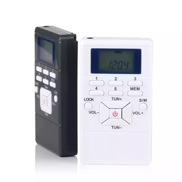 Pequeño mini receptor digital de bolsillo ancianos manga LCD nivel escucha DSP FM Radio Portátil