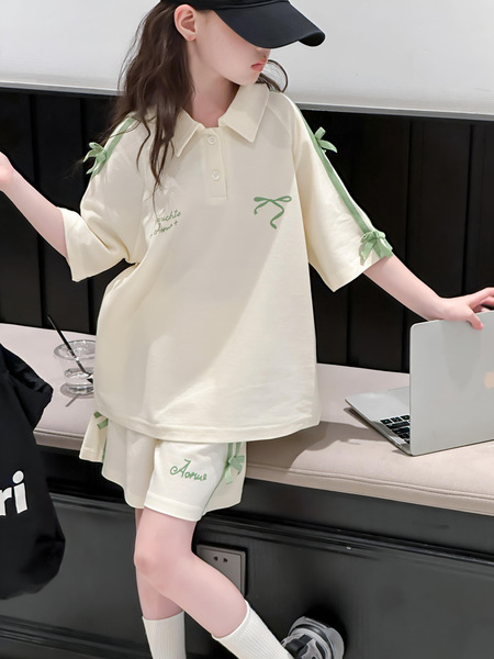Summer sports set with bow