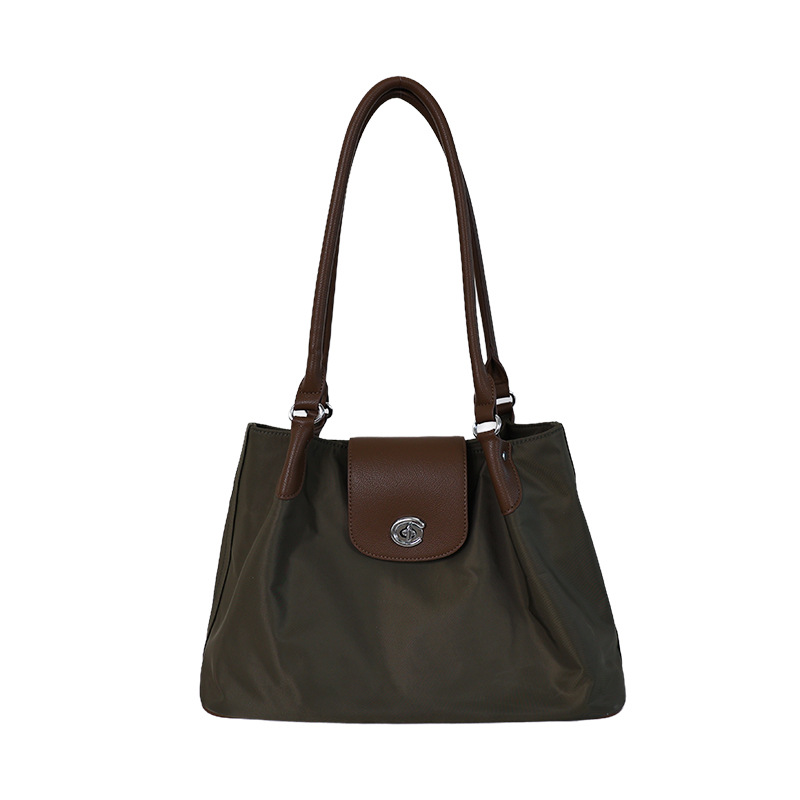 Bolsos de alta calidad de gran capacidad para mujeres 2026 nueva moda moda de nylon ligero de viaje de hombro bolso axilar