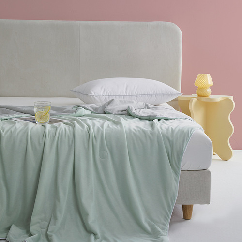 New cooling air conditioner wholesale summer class A cooling quilt knitted antibacterial summer cooling quilt ice silk summer quilt gift quilt