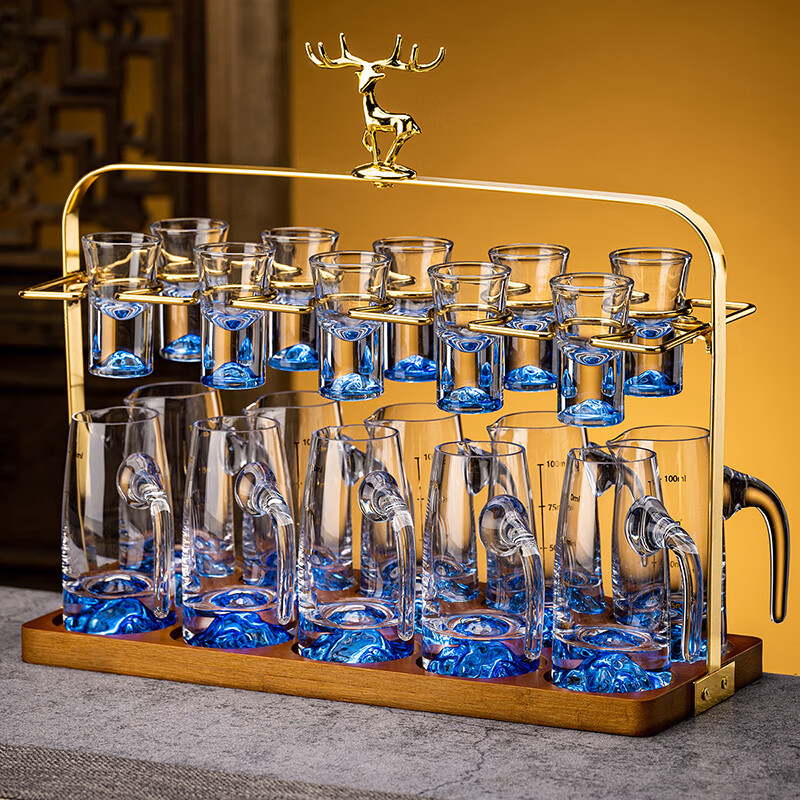 Juego de copas de licor de vidrio con oro, estilo chino, conjunto elegante de vasos pequeños y jarra, venta al por mayor
