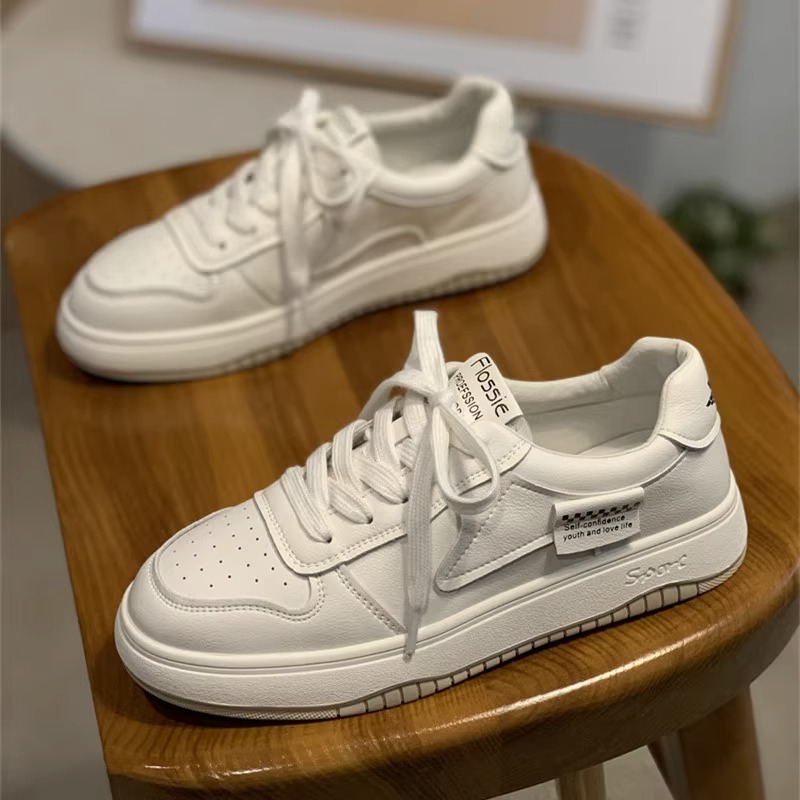 Soft bottom leather white shoes women's 2025 new women's shoes spring and summer all-match sports casual shoes flat ins board shoes