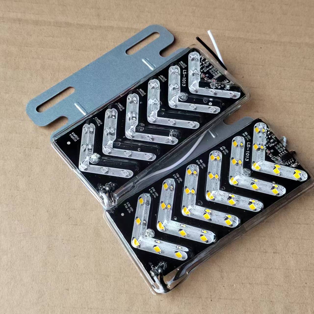 LED truck side light arrow side light turn signal sequential flashing anti-tail collision light for cars and motorcycles 12v24v multicolor