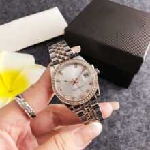 ins�L���s�r�г���С���LŮʿ��С���A���ֱ�Ů�߼��К��|ʯӢ��