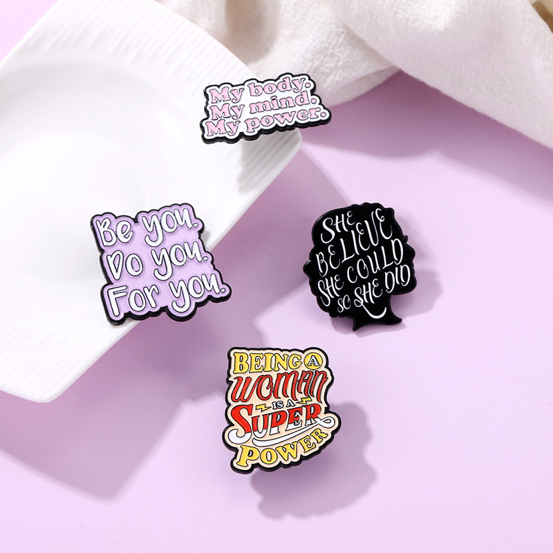 6g Weight Brooches Classification Casual, Daily Occasion Alloy Material Human Face, Letter, Heart Shape Pattern All Seasons Season Unisex Gender Stoving Varnish Design Simple Style Style Simple Style Pin Human Face Letter Heart Shape Alloy Stoving Varnish Unisex Brooches 1