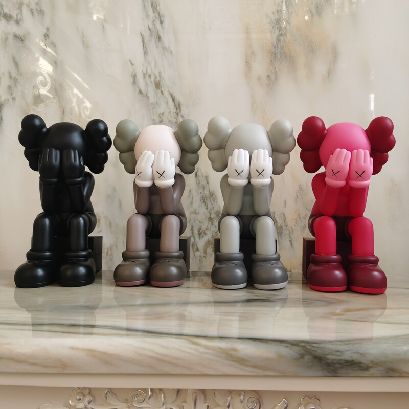 mand kaws originalfake harbor city seat Tide play doll ornaments model spot