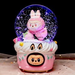 Labubu クリスタルボールオルゴール装飾品発光回転オルゴールデスクトップ装飾 10 歳の女の子の誕生日プレゼント
