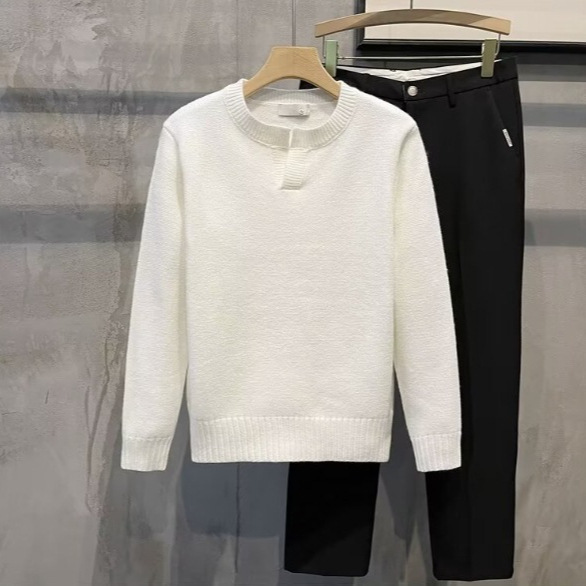 High-Quality Self-Heating Sweater for Men, New Autumn and Winter Style, Solid Color, Trendy, Versatile, Loose-Fitting, Long-Sleeved, Casual Knitwear, Cool