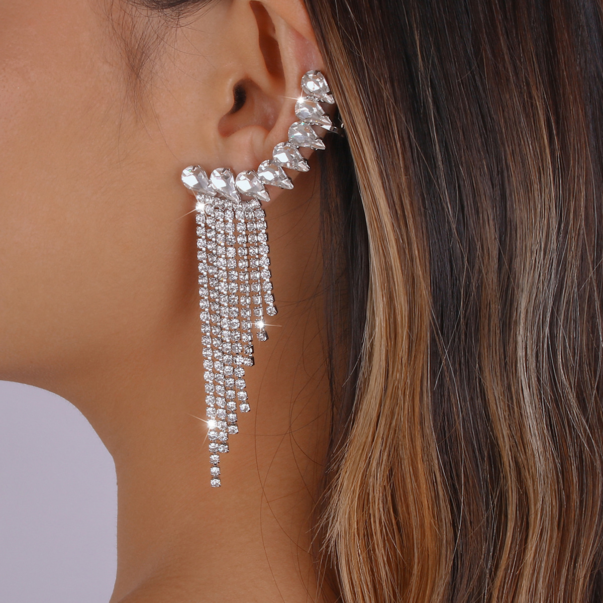 20g Weight Rhinestones Inlay Material Earrings Classification Alloy Material Geometric Pattern Women'S Gender Fashion Style Gold, Silver Color Fashion Geometric Alloy Rhinestones Drop Earrings 无