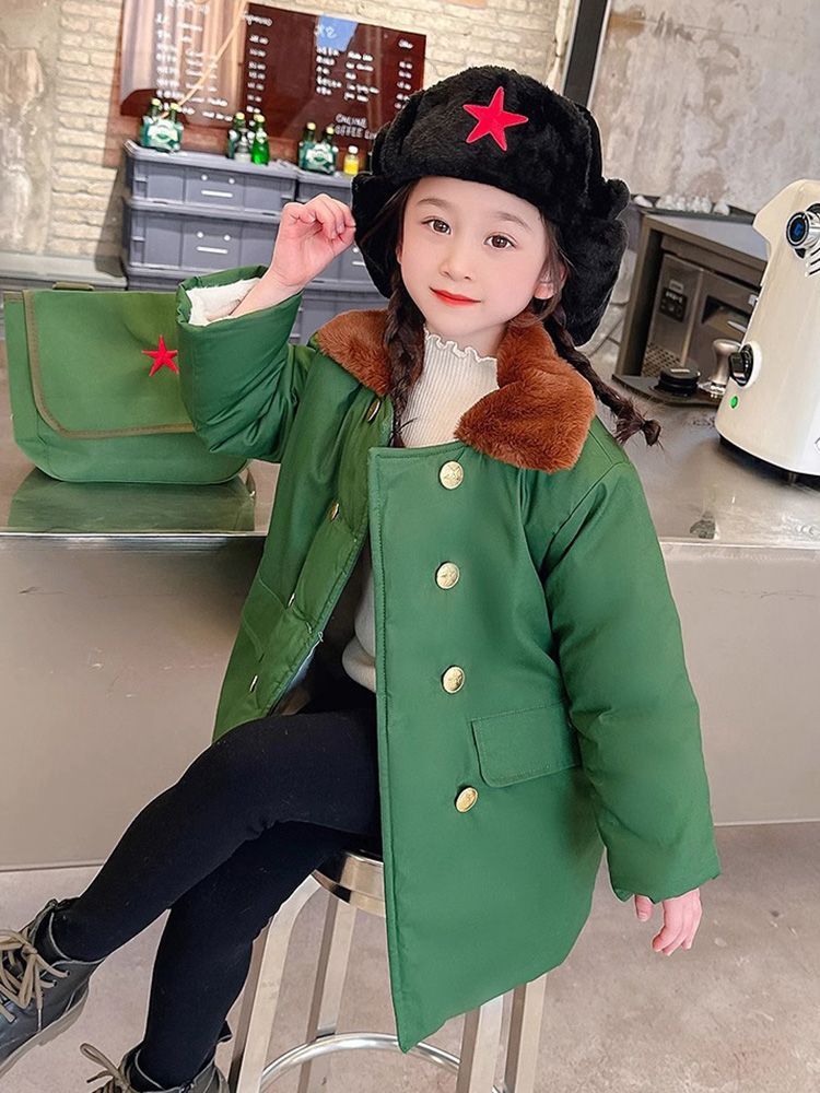 Abrigo de invierno militar para niños engrosamiento de invierno para niños Abrigo de invierno del noreste otoño e invierno nuevo abrigo de algodón verde de Girl Scouts