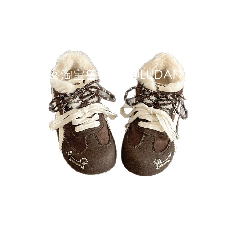 Calentamiento y terciopelo de zapatos de entrenamiento para niños y niñas 2025, nuevos zapatos de skate de invierno, zapatos de deporte casuales de moda para mujeres