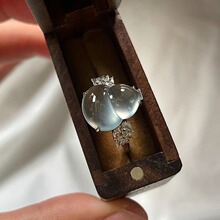 �����貣�����J��ָ�~���|�Ƕ�ʯָ�h ���A���ŕr�д��Y��Ů