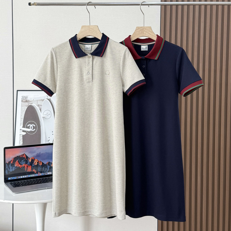 Hajia Puppy Polo Collar Dress with Color-Blocking, 2026 Summer Slim-Fit, Figure-Flattering, Trendy Dress for Women, Same Style as Song Jia Hajia Puppy Polo Collar Dress with Color-Blocking, 2026 Summer Slim-Fit, Figure-Flattering, Trendy Dress for Women, Same Style as Song Jia