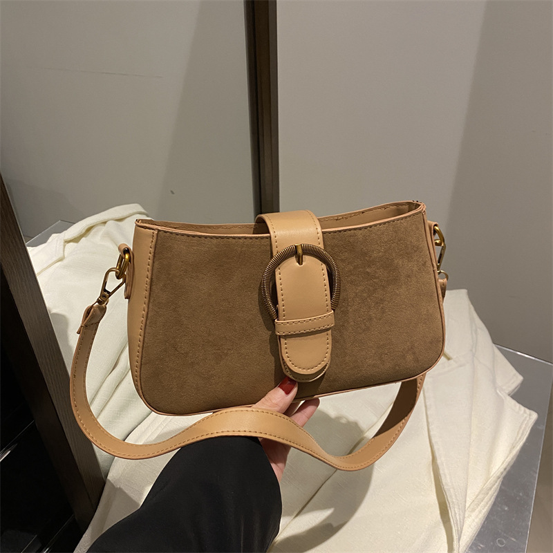 Bolso retro esmerilado para mujeres 2025 verano nueva moda moda de un hombro mochila textura simple bolso de palo