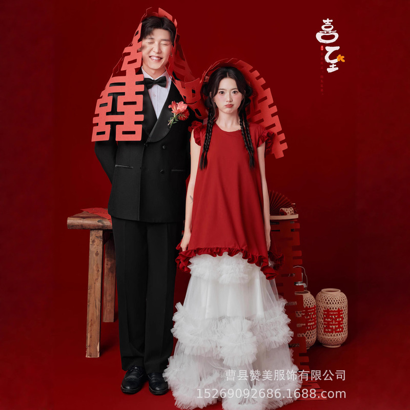 Photo Studio's New Chinese-Style Wedding and Engagement Attire, Indoor Atmosphere Photo Shoot, Artistic Photography Clothing