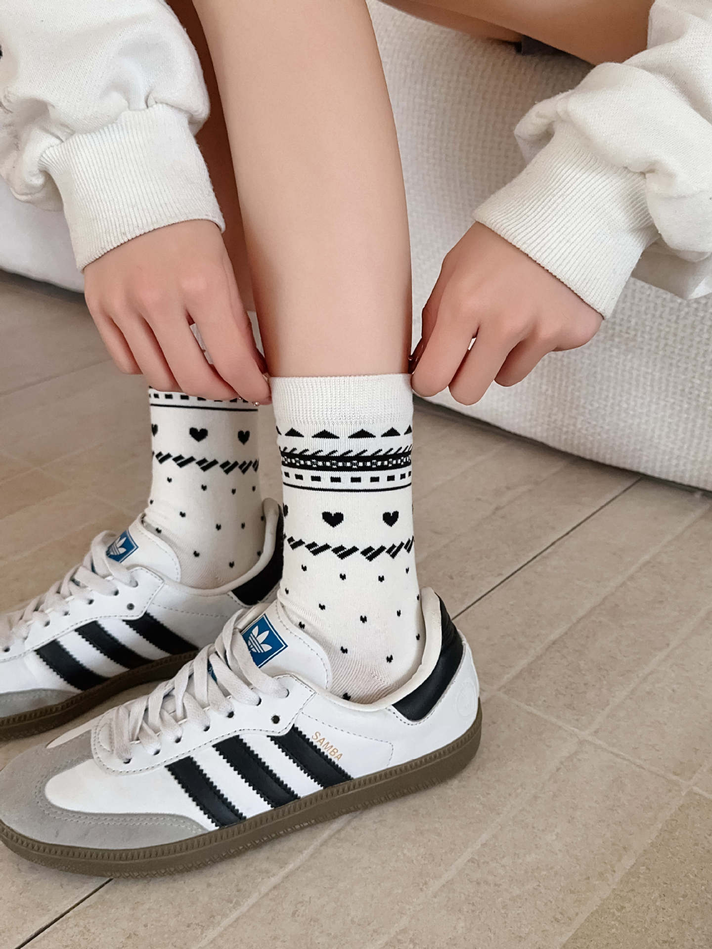 Polka Dots, Bow Knot Pattern Sweet Women's Polka Dots Bow Knot Cotton Crew Socks A Pair
