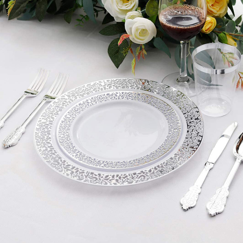 실버 중공 접시 + 9 온스 컵 + 12 나이프, 포크 및 스푼 + 25 실버 종이 타월