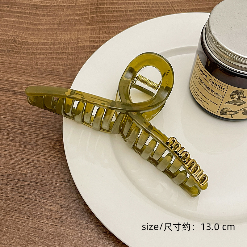 Milk Brown horquilla grande hacia atrás cabeza clip de pelo tocado de las mujeres principios de primavera de alto grado updo tiburón horquilla