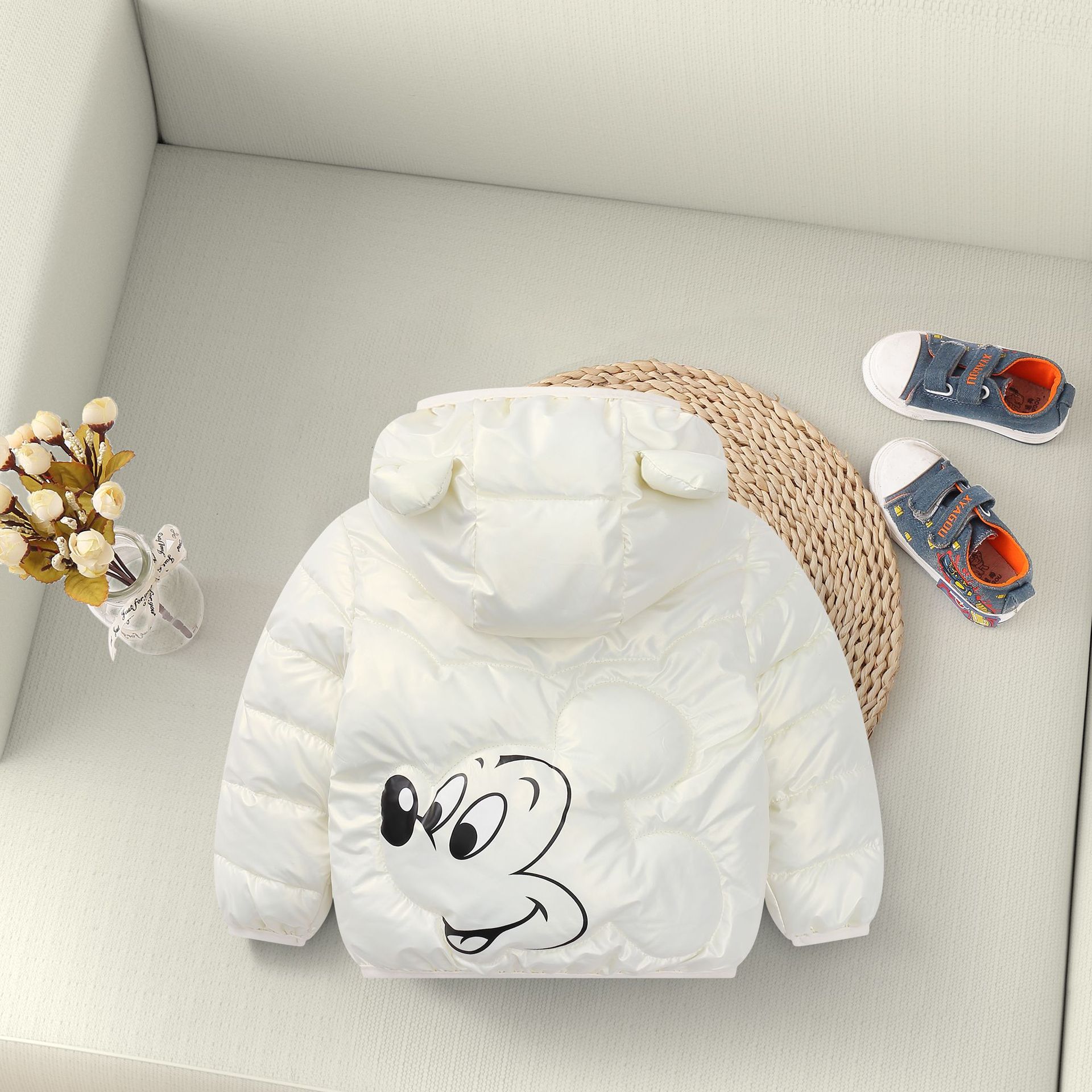 Bebé Mickey abajo abrigo de algodón ropa de invierno luz intermitente de los hombres y las mujeres del oído lavado-libre superior abrigo de algodón iluminación al por mayor MIQI