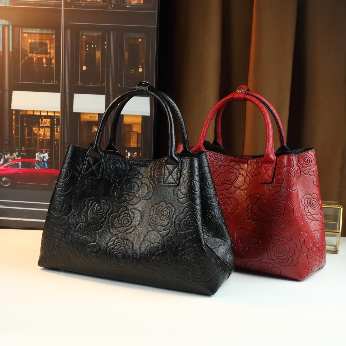 Borsa a tracolla capiente con stampa di rose, borsa a secchiello versatile e alla moda, perfetta per la Giornata internazionale della donna._voghion.com