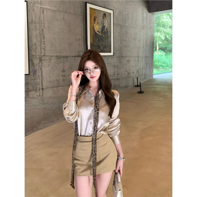 御姐风套装女气质缎面polo领长袖衬衫女秋季高级感显瘦短裙两件套|undefined