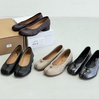 Pure original classic Tabi new pleated split-toe shoes for jurgen leather shallow mouth mid-heel pig trotter ballet soft leather single shoes