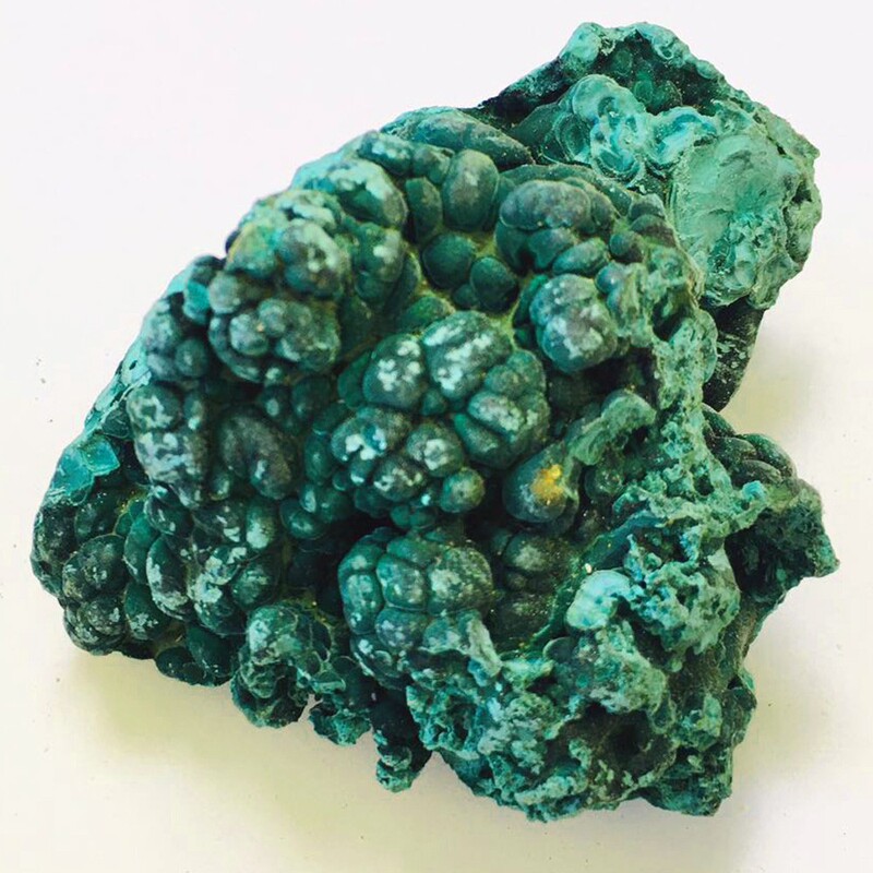 卸売りの大きな原石の鉱物の標本の多種の材質の水晶の半宝石の彫刻の置物の天然水晶の石|undefined