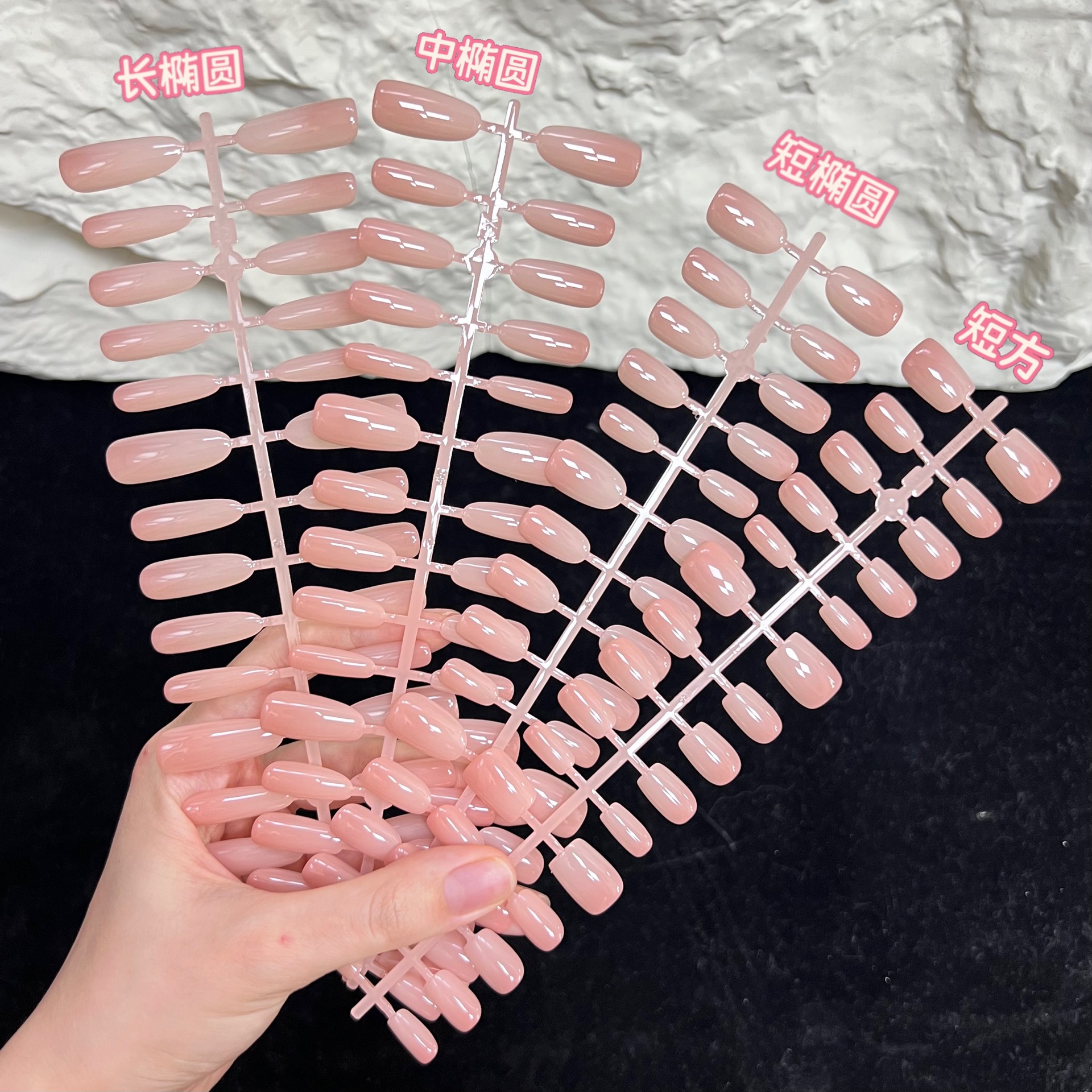 Nude Color Chrome Heart Nail Stickers with a High-End Feel, Enhance Complexion, 30 Pieces Nail Polish Gel Spray