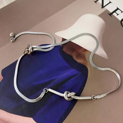 New original knotted necklace titanium steel non-fading cold style versatile short pull clavicle chain necklace
