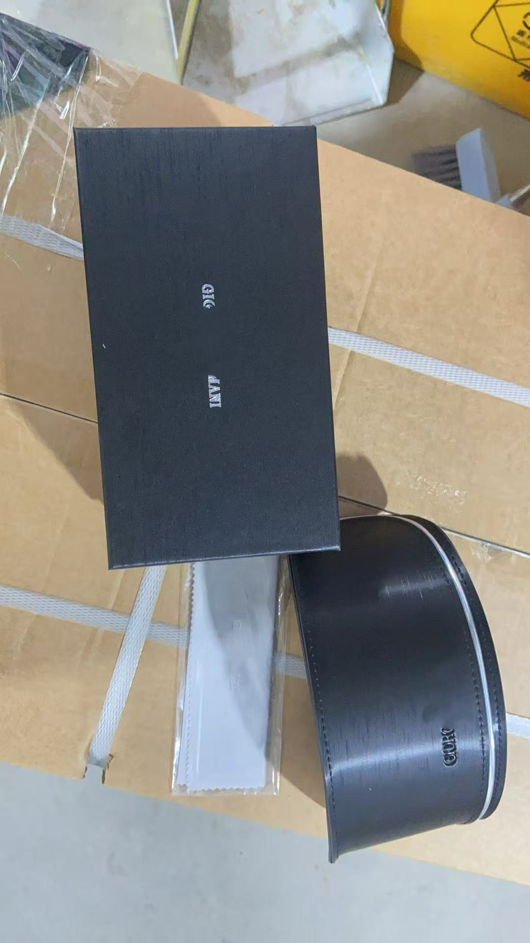 Mayorista de marca de alta calidad Xiaoxiang caja de gafas de sol conjunto completo de moda caja de embalaje de gafas de sol alta calidad