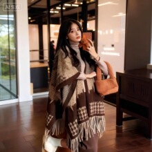 披肩外搭女2025新款秋冬民族风针织复古披风时尚洋气高档斗篷外套