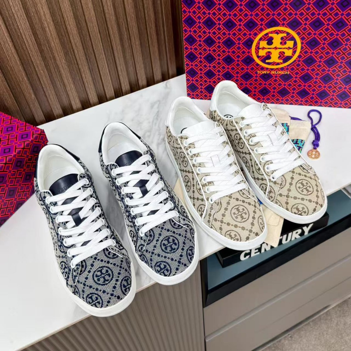 广州发货高品质一比一内外全皮新款舒适街拍气质时尚女装休闲女鞋