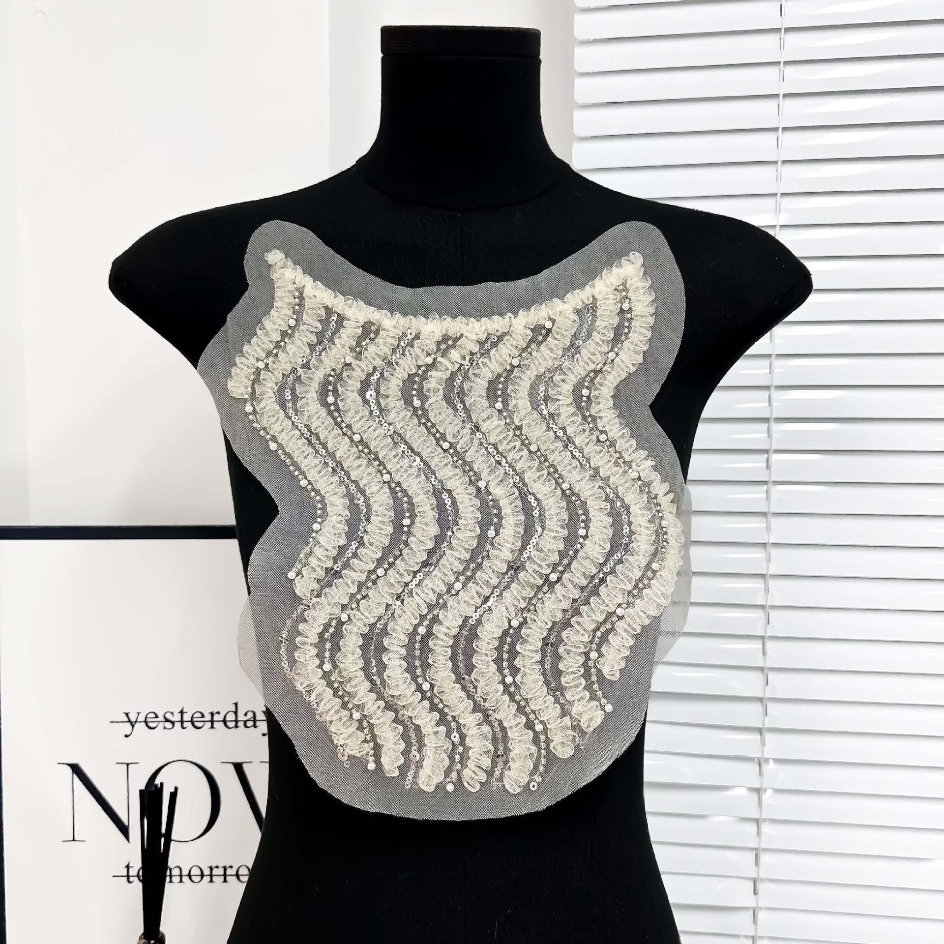 encaje tridimensional ondulado collar delantero decoración vestido camisa vestido vestido vestido de baile collar curva accesorios de flores