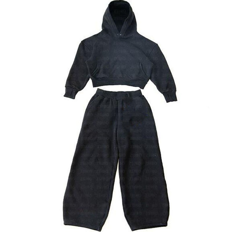 Nouveau pull tendance minimaliste de couleur unie avec un style décontracté à la mode et un sweat à capuche à col rond_voghion.com