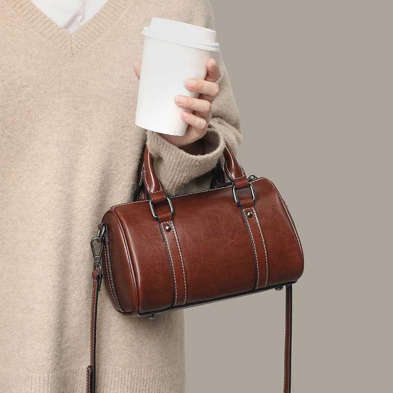 Women's Handbags 2025 New Arrival Autumn Winter Genuine Leather Shoulder Tote Bag Fashion Versatile Boston Crossbody Pillow Bag - Thumbnail 4