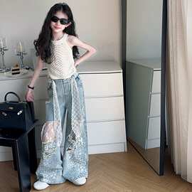 女童吊带小背心牛仔裤套装新款挂脖法式时髦破洞裤子两件套