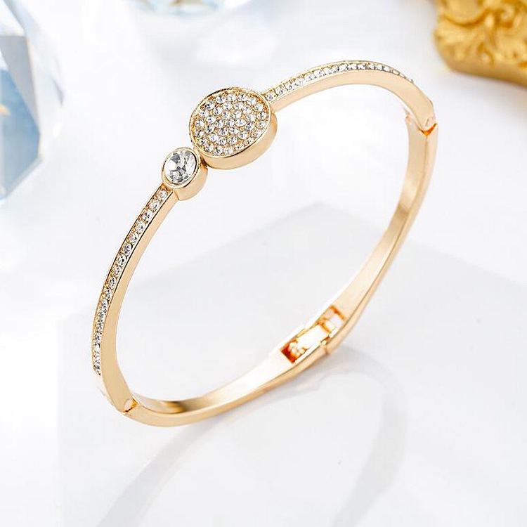 Fashion Geometric Round Alloy Artificial Rhinestones Womenu0027S Bangle
