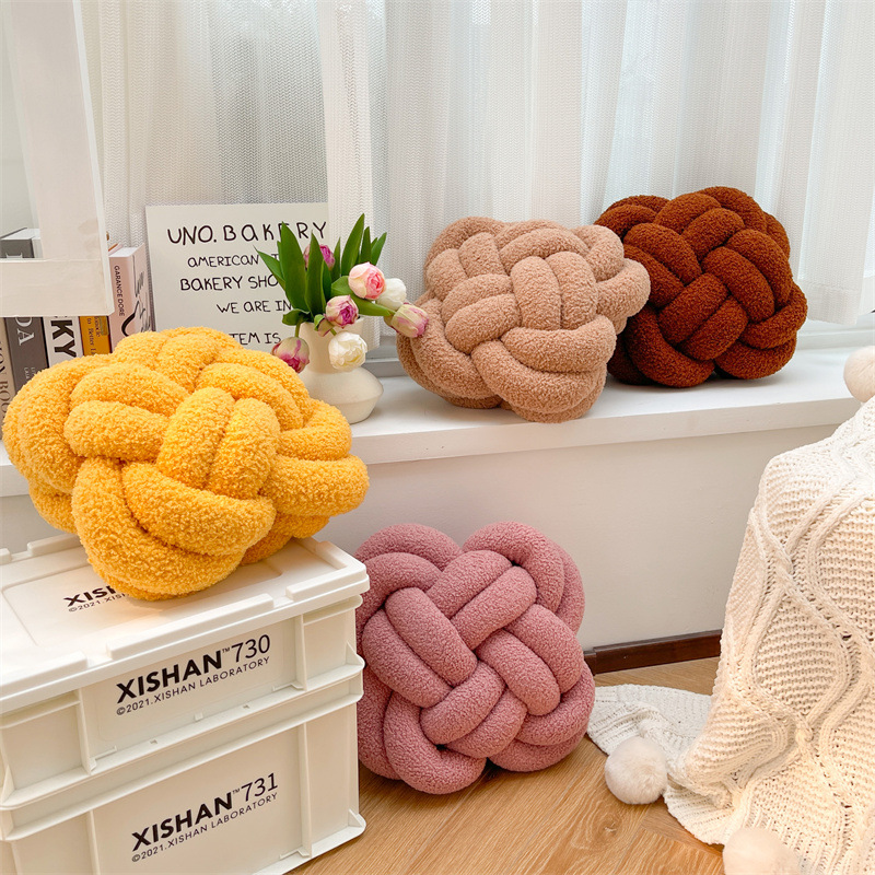 Új, színes, kézzel készített, kerek gömb alakú gyermekpárna, fotózáshoz, kanapéra való, dekoratív alakú párnahuzat_voghion.com