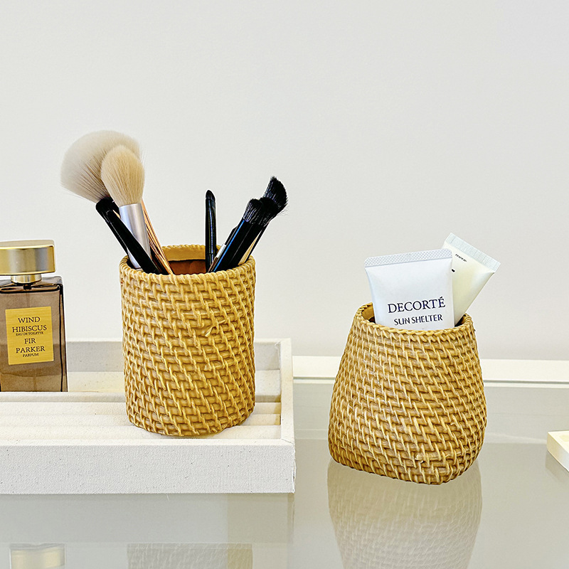 simple tubo de pluma redonda tejida de caña tubo de flor multifuncional cesta de almacenamiento cepillo de maquillaje tubo de almacenamiento ceremonias de té tubo redondo tejido de caña
